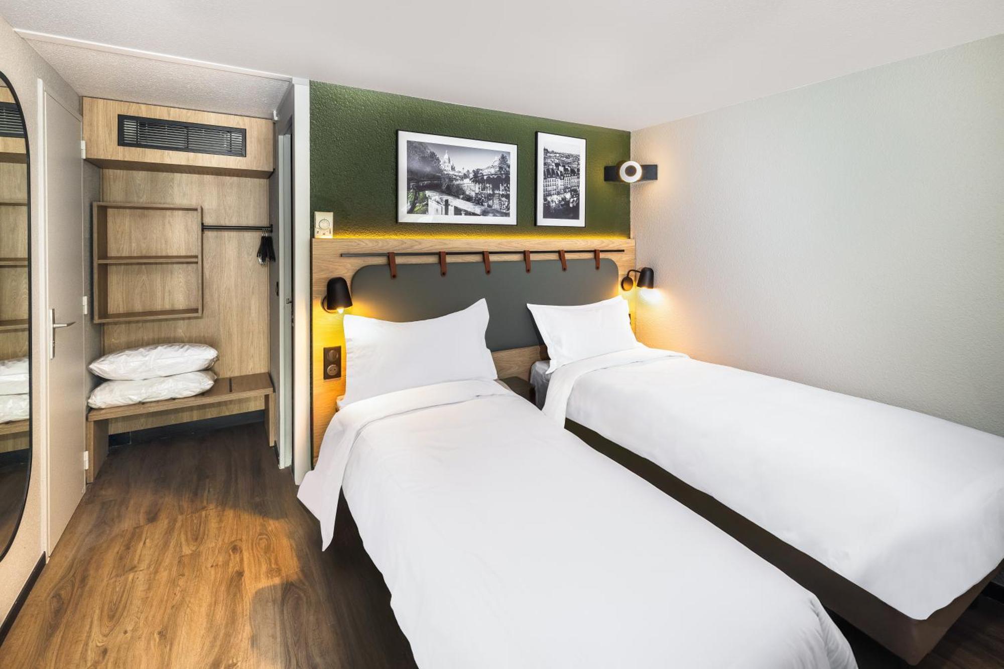 Campanile Marseille Saint Antoine Hotel Bagian luar foto